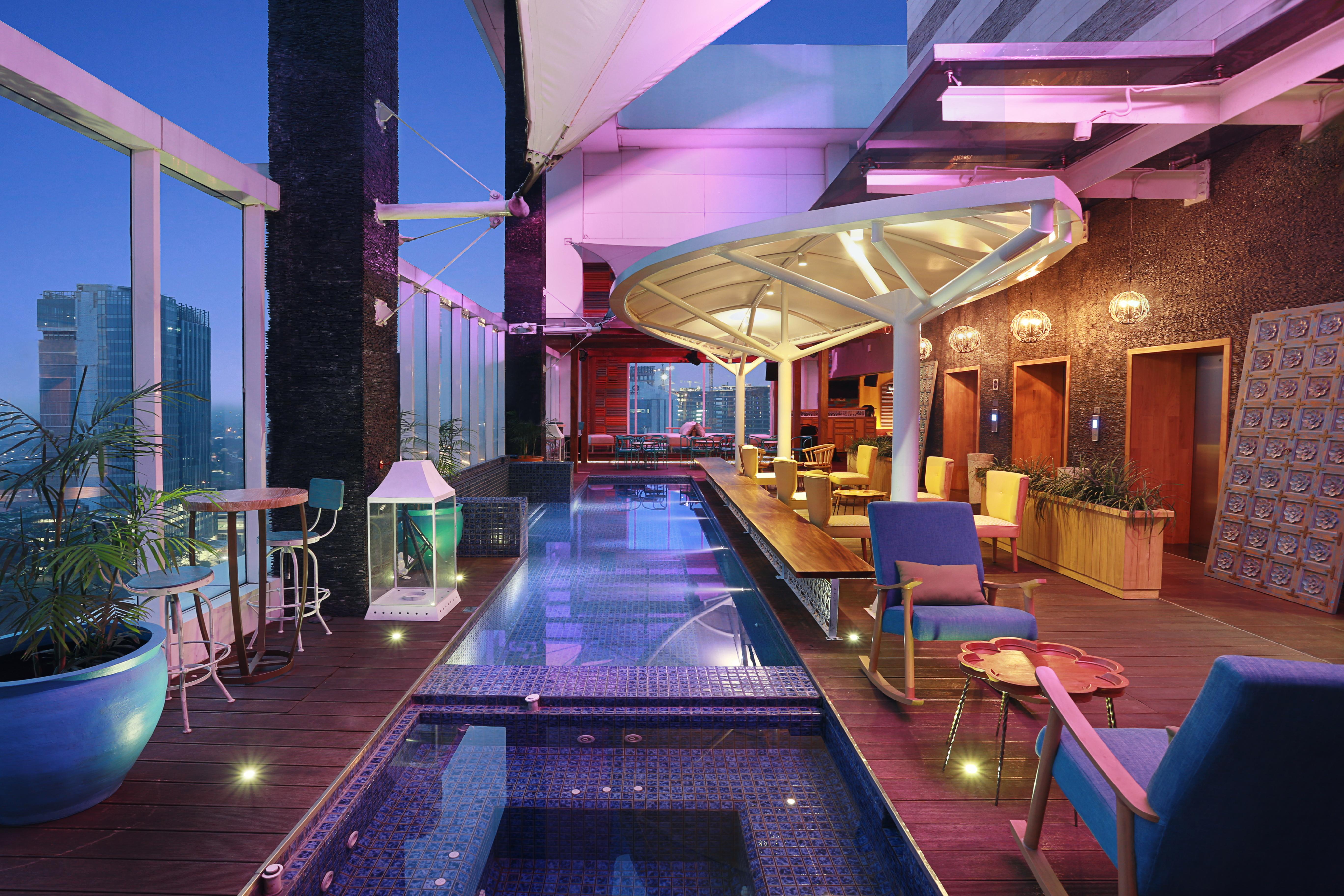 Mercure Jakarta Simatupang Экстерьер фото